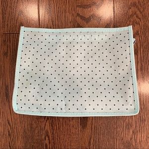NWOT Toiletry Bag